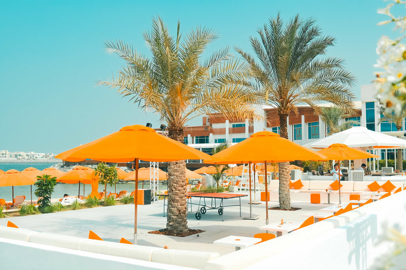 Dubai Marine Beach Resort and Spa 12