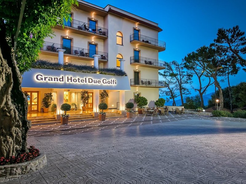 Grand Hotel Due Golfi Sant Agata Sui Due 1
