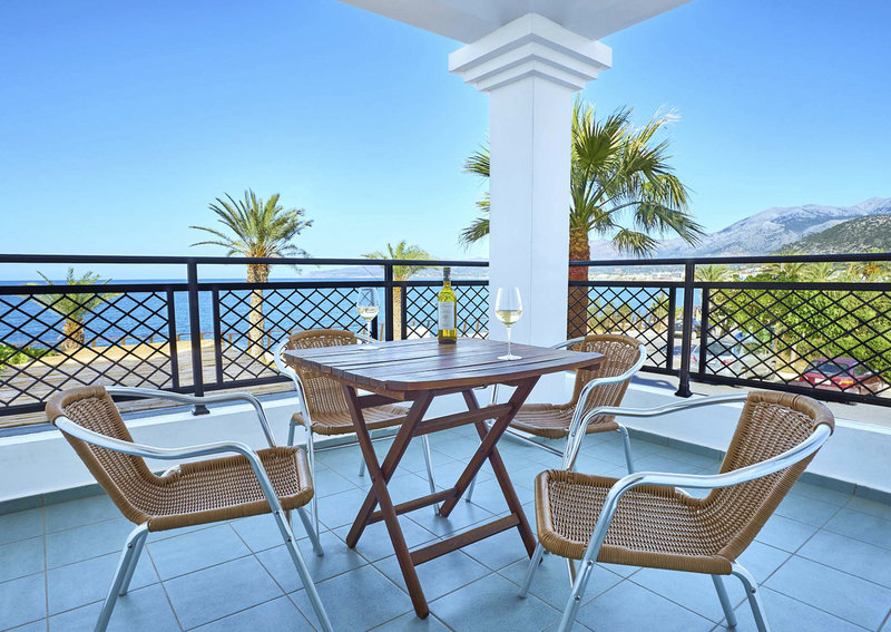 Maistrali Sea View Apartments 1