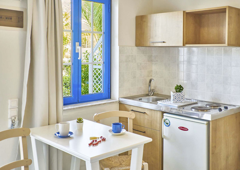 Maistrali Sea View Apartments 4