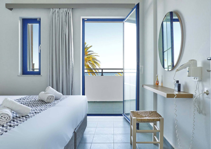 Maistrali Sea View Apartments 11