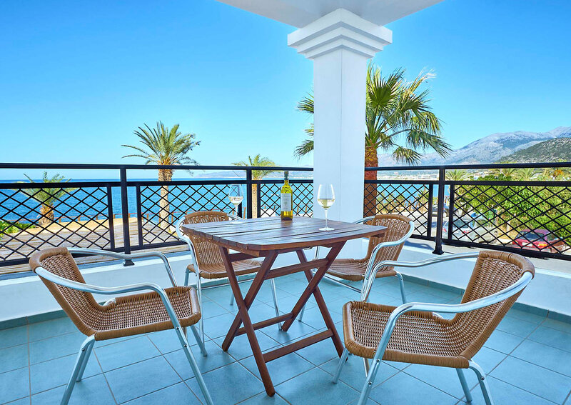 Maistrali Sea View Apartments 8