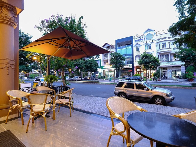 Golden Tree Hotel & Apartment 14