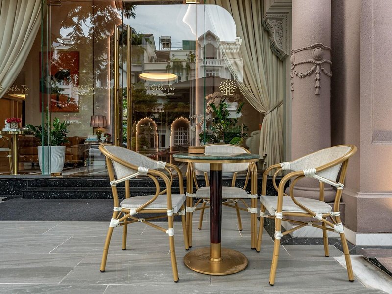 Golden Tree Hotel & Apartment 17
