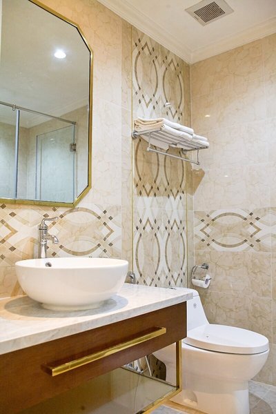 Golden Tree Hotel & Apartment 32