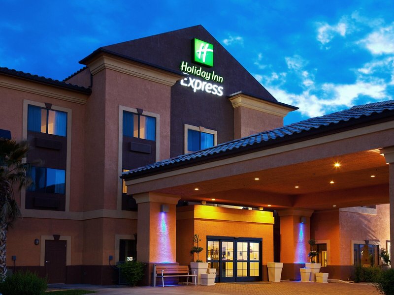 Holiday Inn Express & Suites Kingman 1 - Exterior