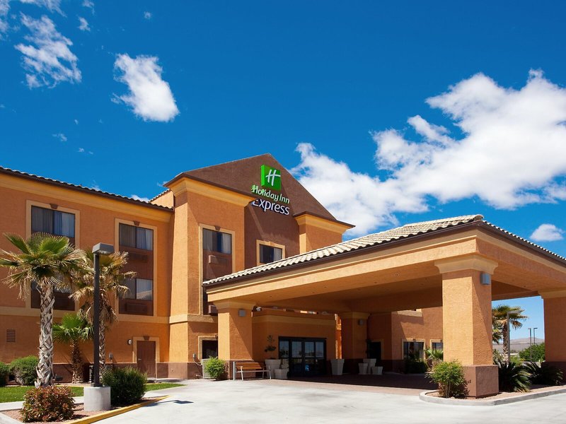 Holiday Inn Express & Suites Kingman 2 - Exterior