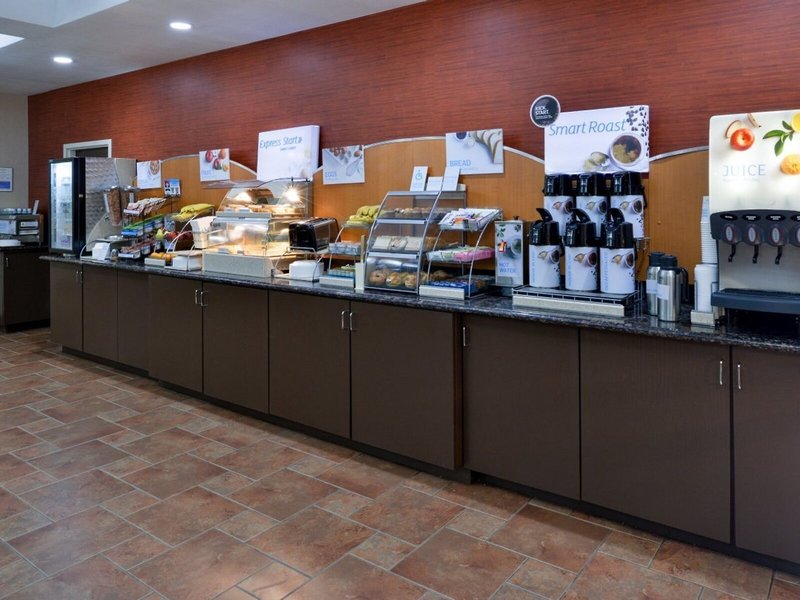Holiday Inn Express & Suites Kingman 11 - Restaurant