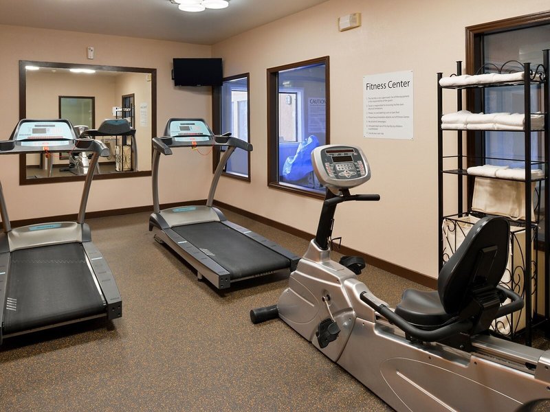 Holiday Inn Express & Suites Kingman 18 - Sports and leisure
