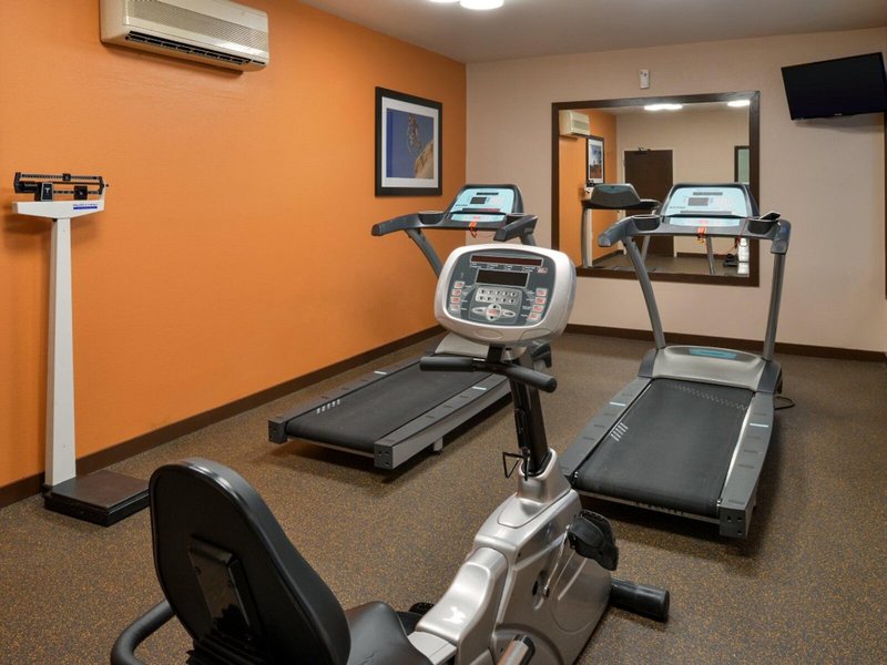 Holiday Inn Express & Suites Kingman 19 - Sports and leisure
