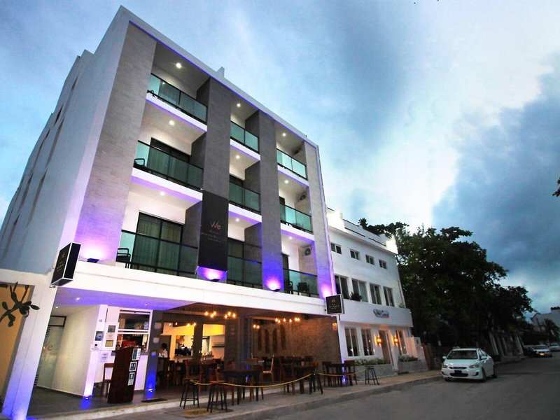 We Hotel Puerto Morelos 2