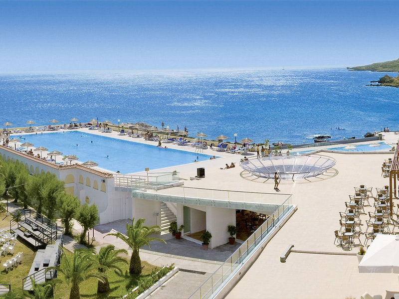 Eden Roc Resort Hotel 4