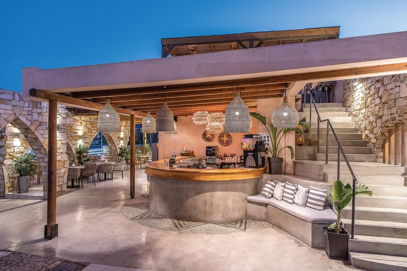 Eden Roc Resort Hotel & Bungalows 5