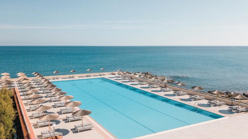 Eden Roc Resort Hotel & Bungalows 8