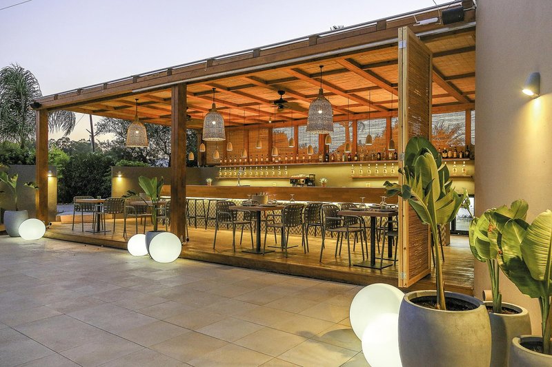 Eden Roc Resort Hotel & Bungalows 23