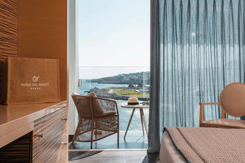 Eden Roc Resort Hotel & Bungalows 37