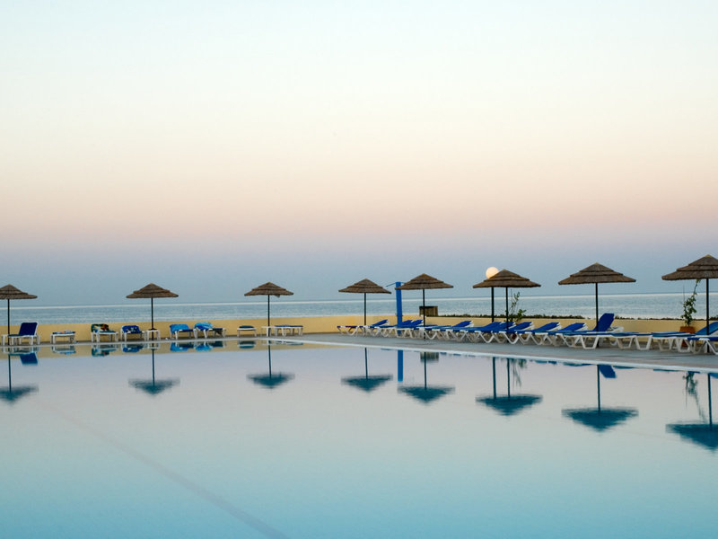 Eden Roc Resort Hotel & Bungalows 10