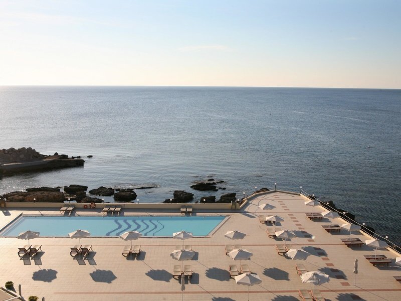 Eden Roc Resort Hotel & Bungalows 12