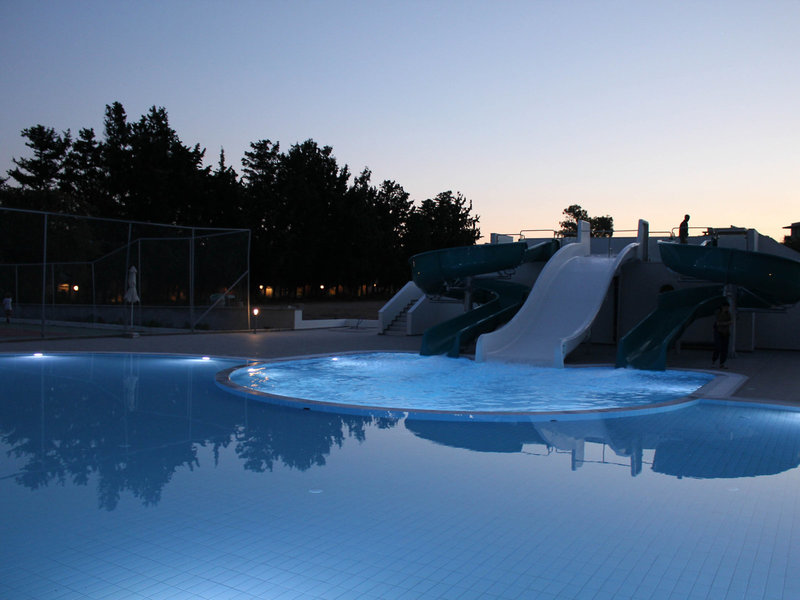 Eden Roc Resort Hotel & Bungalows 15