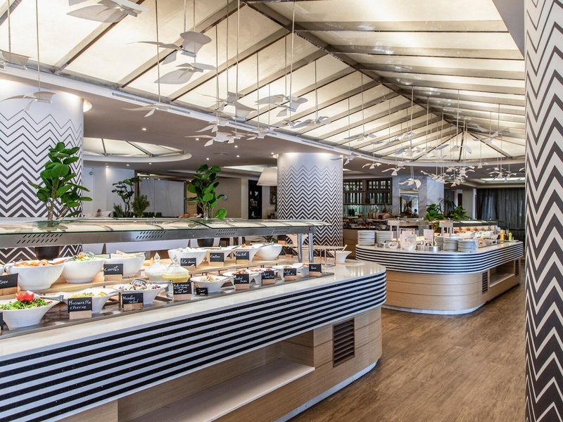 Eden Roc Resort Hotel & Bungalows 32