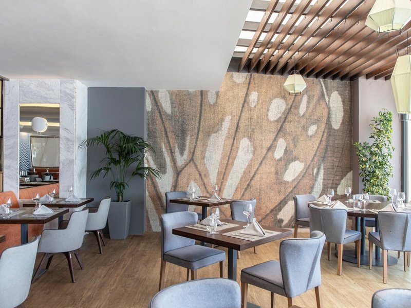 Eden Roc Resort Hotel & Bungalows 34