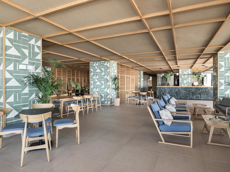 Eden Roc Resort Hotel & Bungalows 46