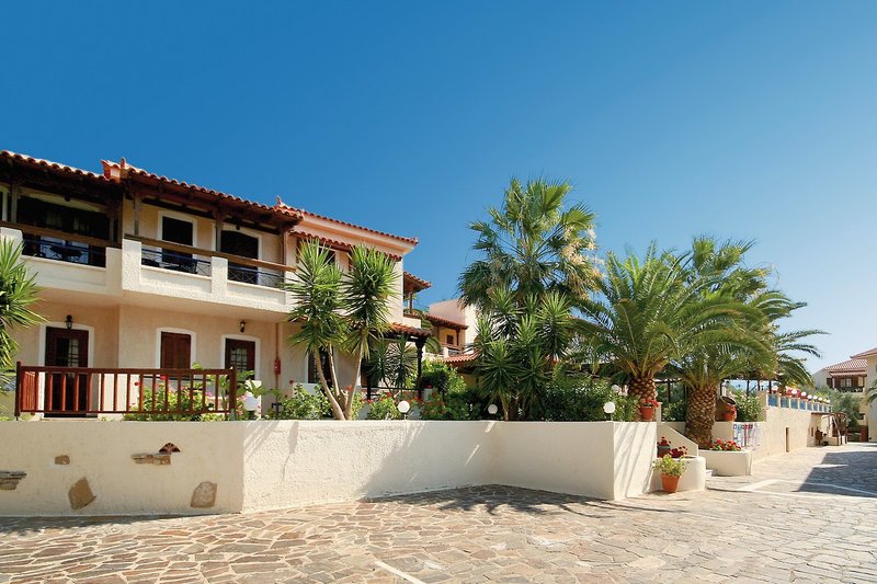 Kampos Village Resort 12