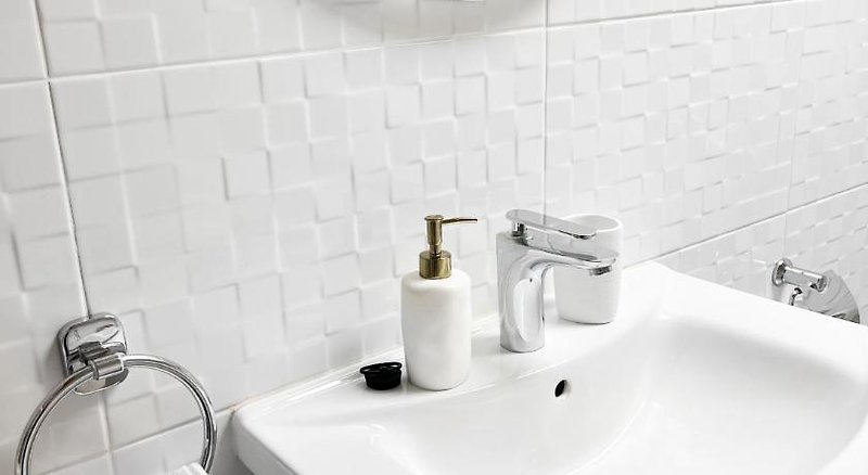 Rooms Centrum 1 - Bathroom Example