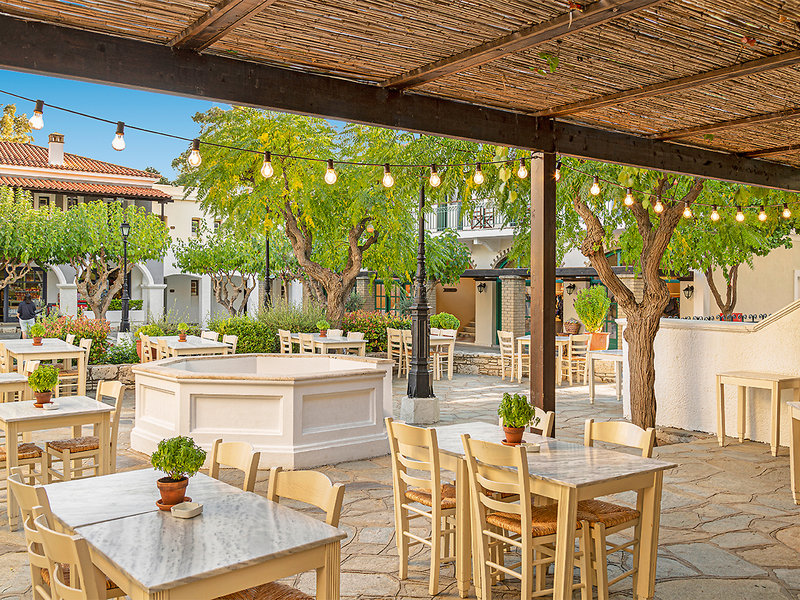 Doryssa Seaside Resort 10