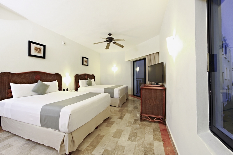 Sandos Caracol Eco Resort 15