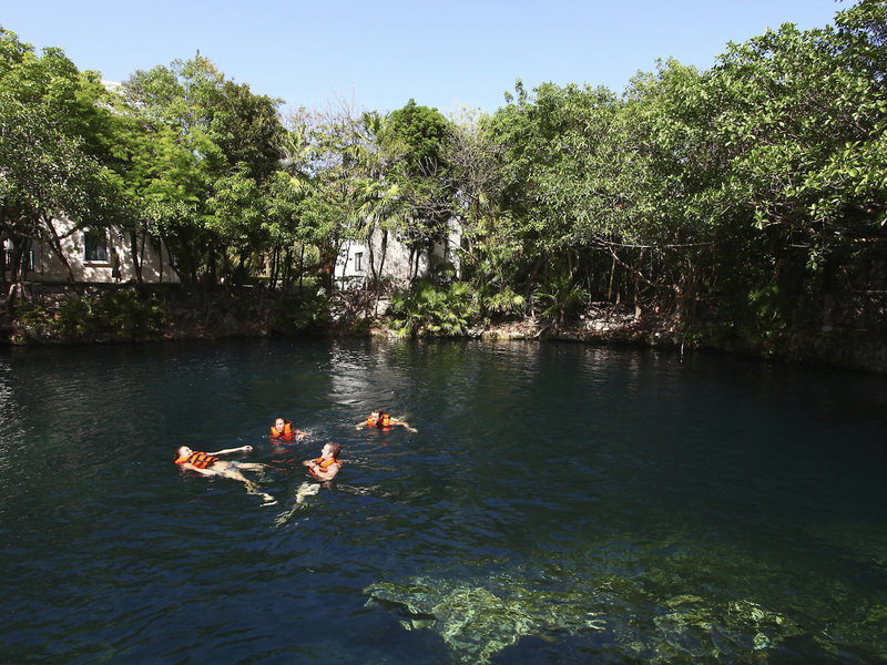 Sandos Caracol Eco Resort 8