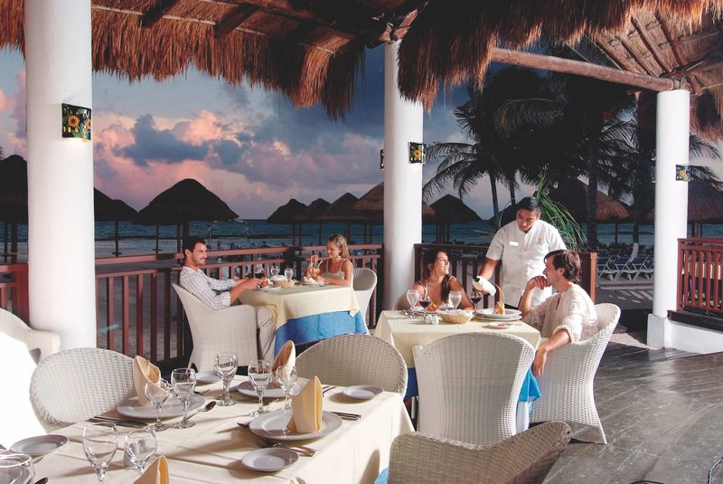 Sandos Caracol Eco Resort 15