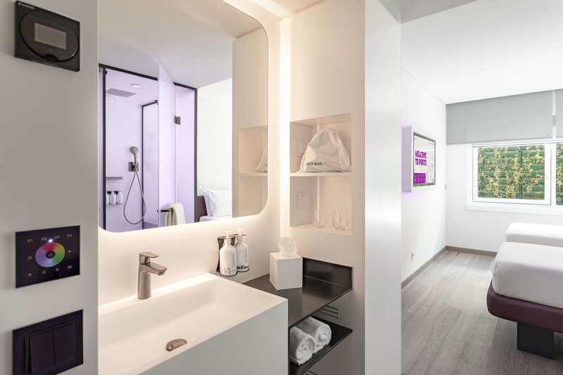 YOTEL Porto 15