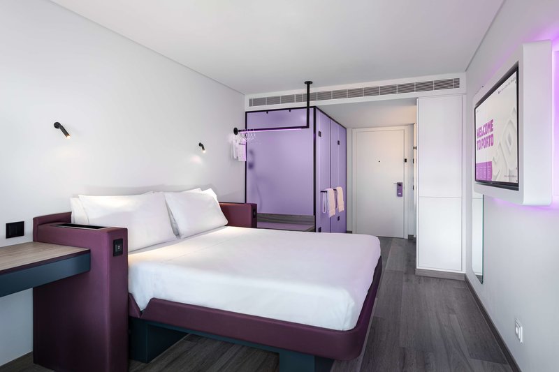 YOTEL Porto 13