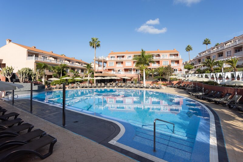 Hotel El Duque 4