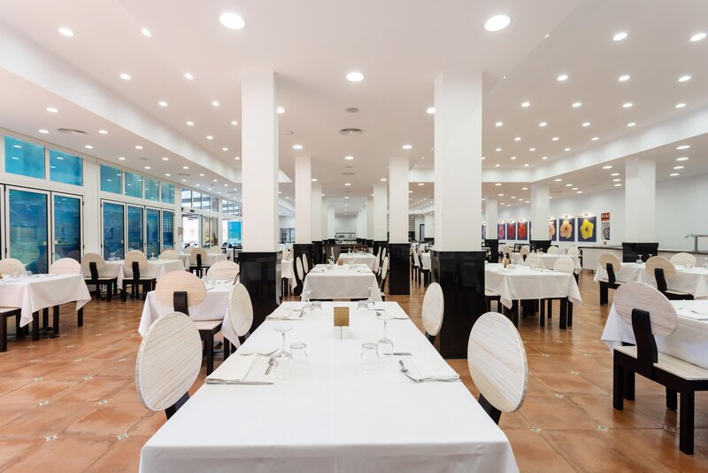 Hotel El Duque 63