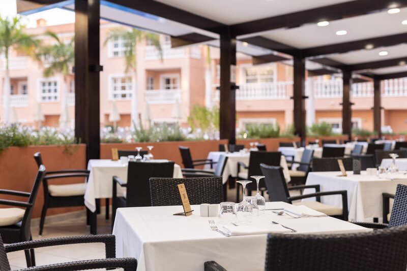 Hotel El Duque 69