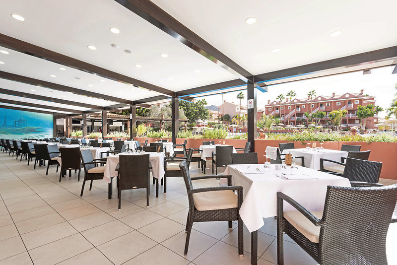 Hotel El Duque 24
