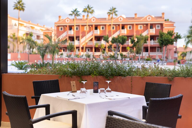 Hotel El Duque 46