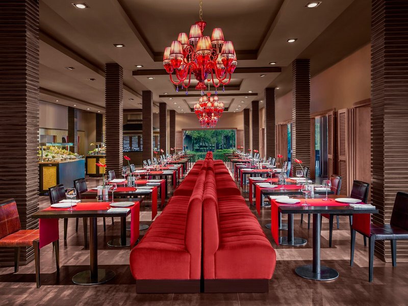 IC Hotels Residence 18