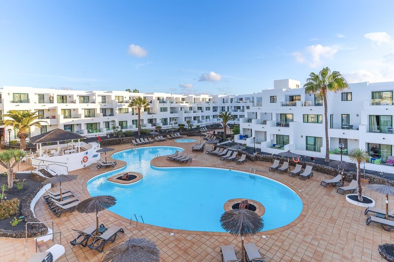 Galeón Playa by SeaSense Hotels 1