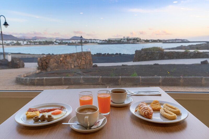 Galeón Playa by SeaSense Hotels 32