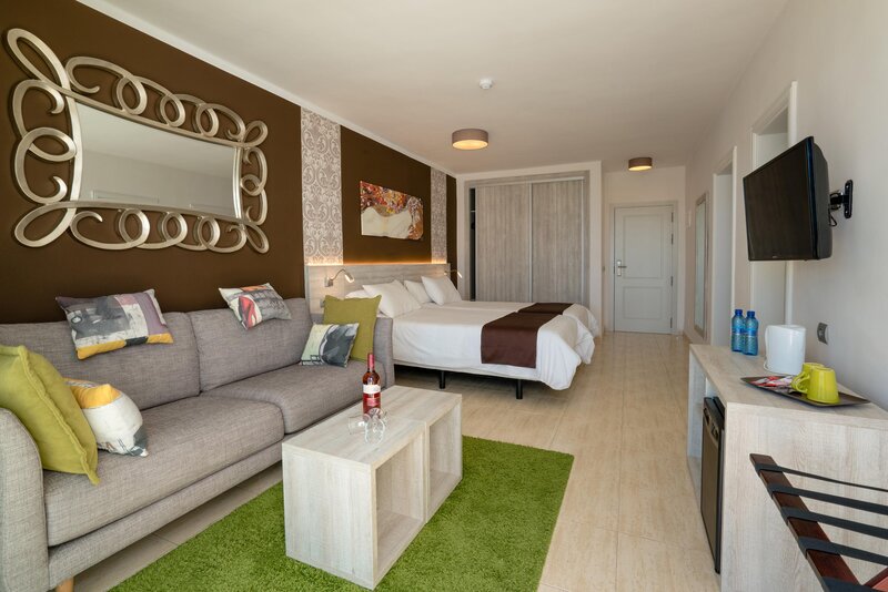 Galeón Playa by SeaSense Hotels 13