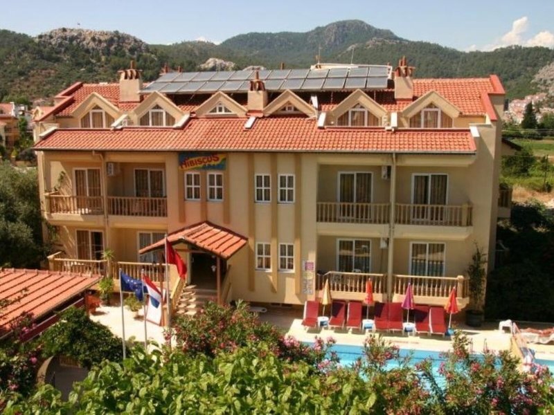 Hibiscus Hotel 1