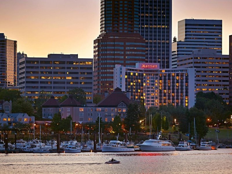 Marriott Portland Downtown Waterfront 4