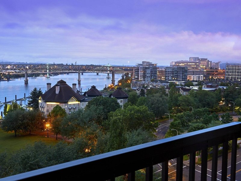 Marriott Portland Downtown Waterfront 7