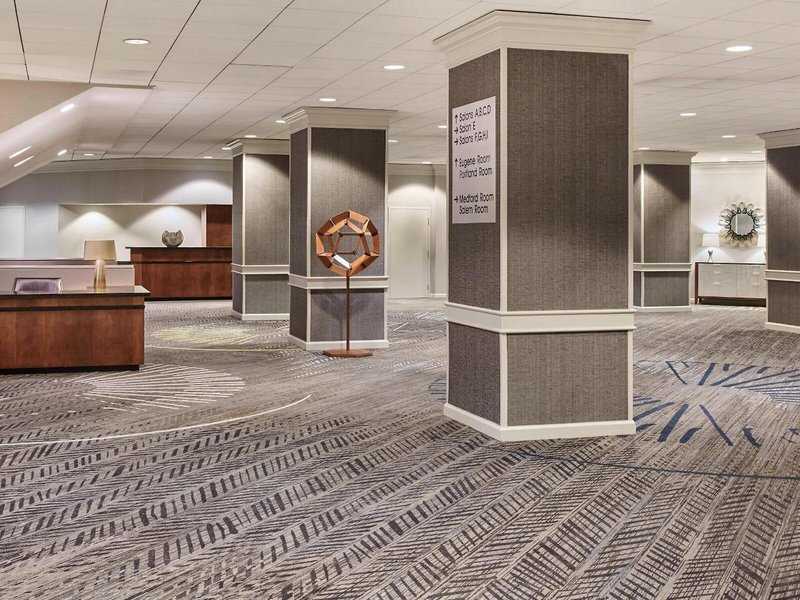 Marriott Portland Downtown Waterfront 11