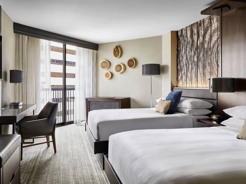 Marriott Portland Downtown Waterfront 34
