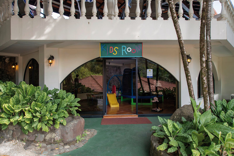 Parador Resort & Spa 25