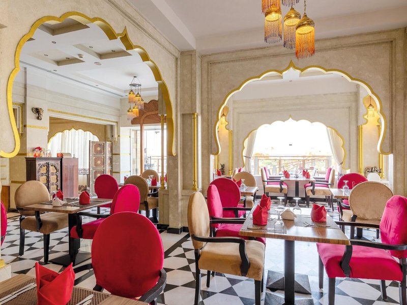 SUNRISE Crystal Bay Resort 21 - Restaurant